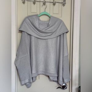 Free People Women’s Medium Oversized Light Gray Pullover Cowl Neck Sweater